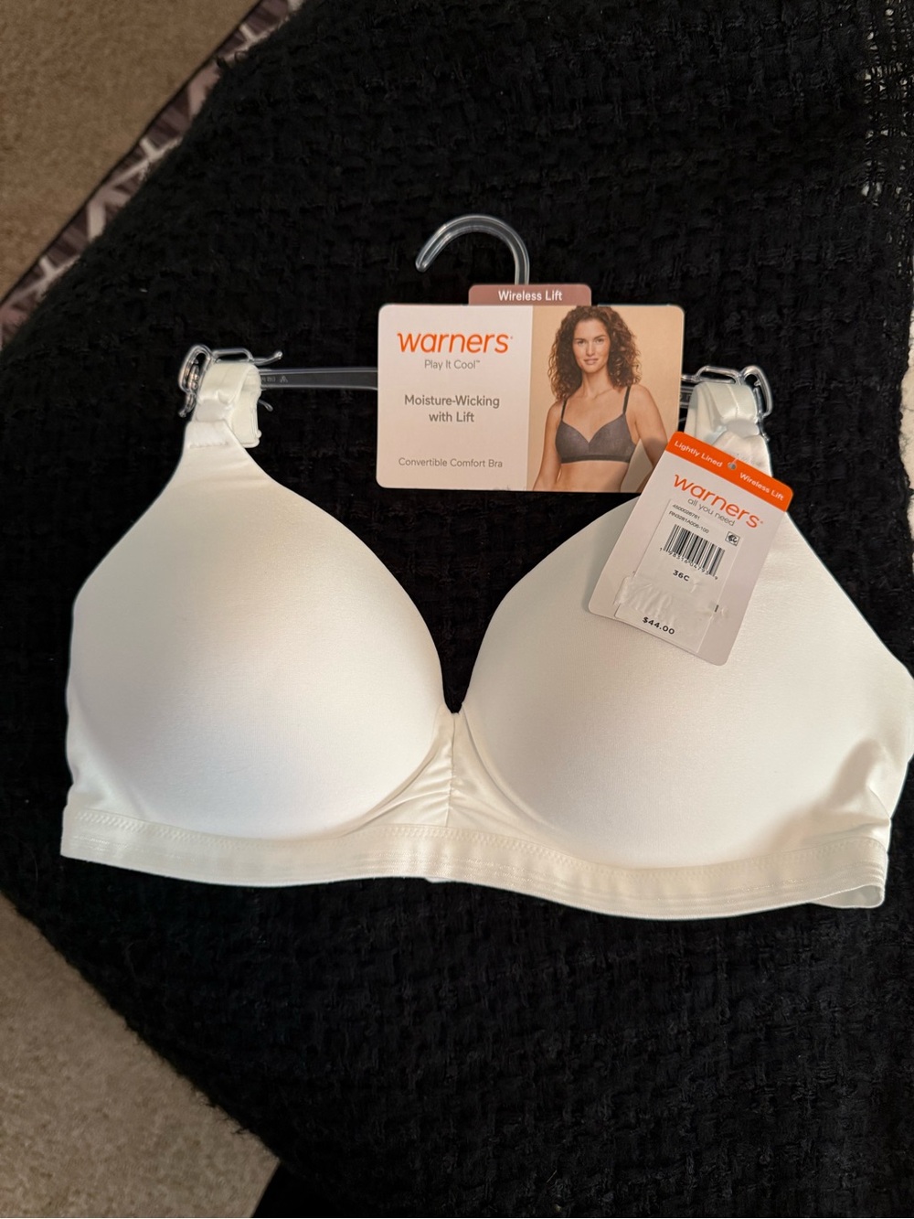 Warner's White Wireless Moisture-Wicking Convertible Comfort Bra